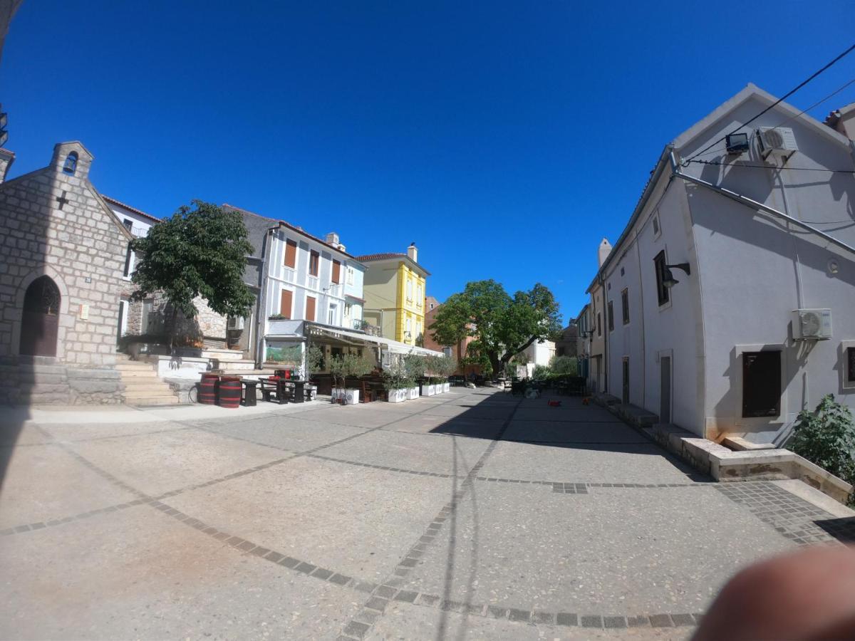 Apartmani Majetic Omišalj Kültér fotó