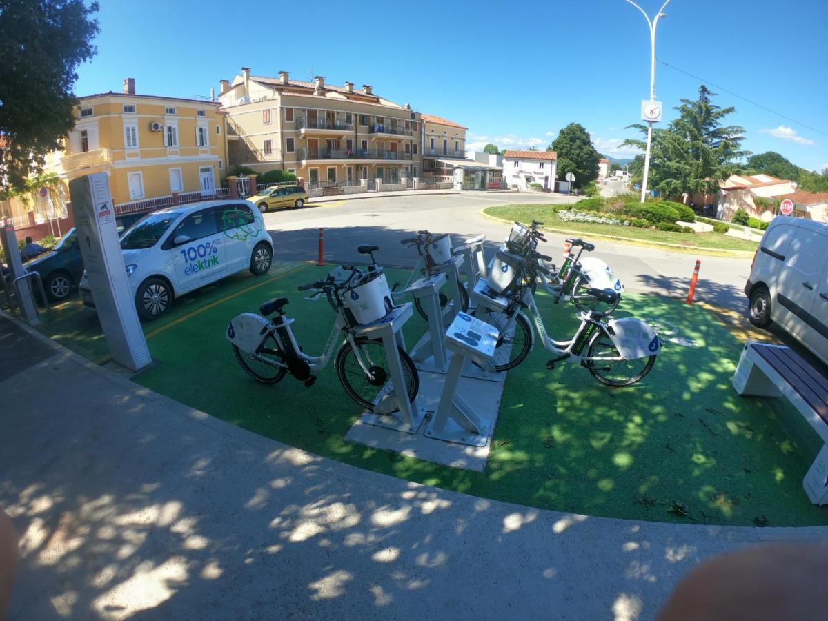 Apartmani Majetic Omišalj Kültér fotó