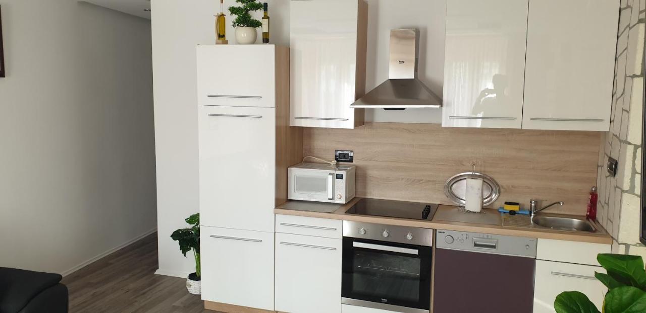 Apartmani Majetic Omišalj Kültér fotó